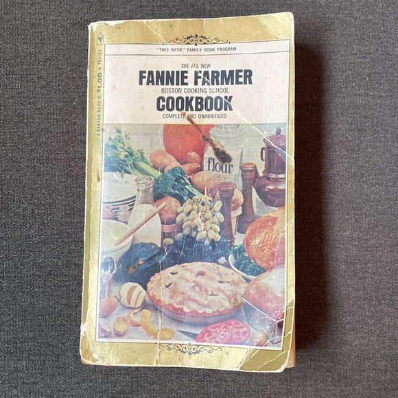 1930’s Vintage Cookbooks!! - Picture 5 of 7